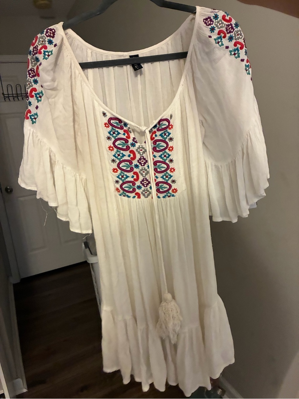 Anthropologie White Embroidered Boho Tunic with Multicolor Accents